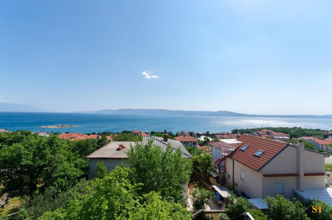 Apartments And Room Drazen Novi Vinodolski Exterior foto