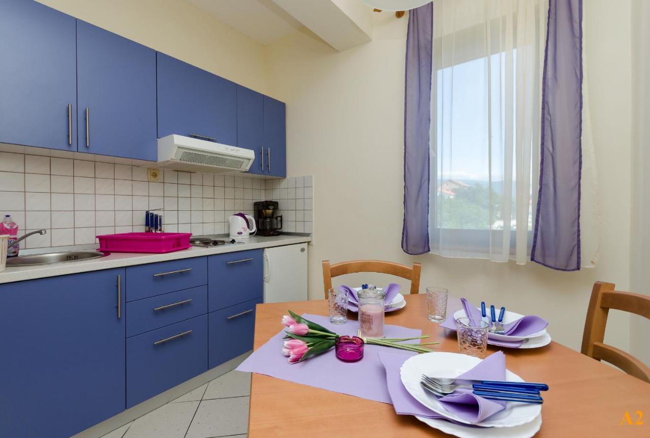 Apartments And Room Drazen Novi Vinodolski Exterior foto